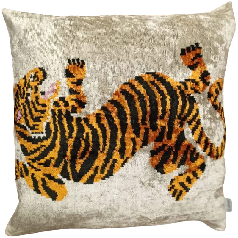 Kissen „Royal Tiger“, nude, 60 × 60 cm