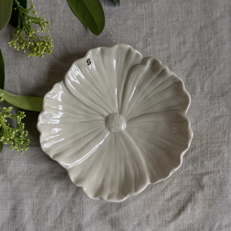 Storefactory BLOMSTER Tablett beige S
