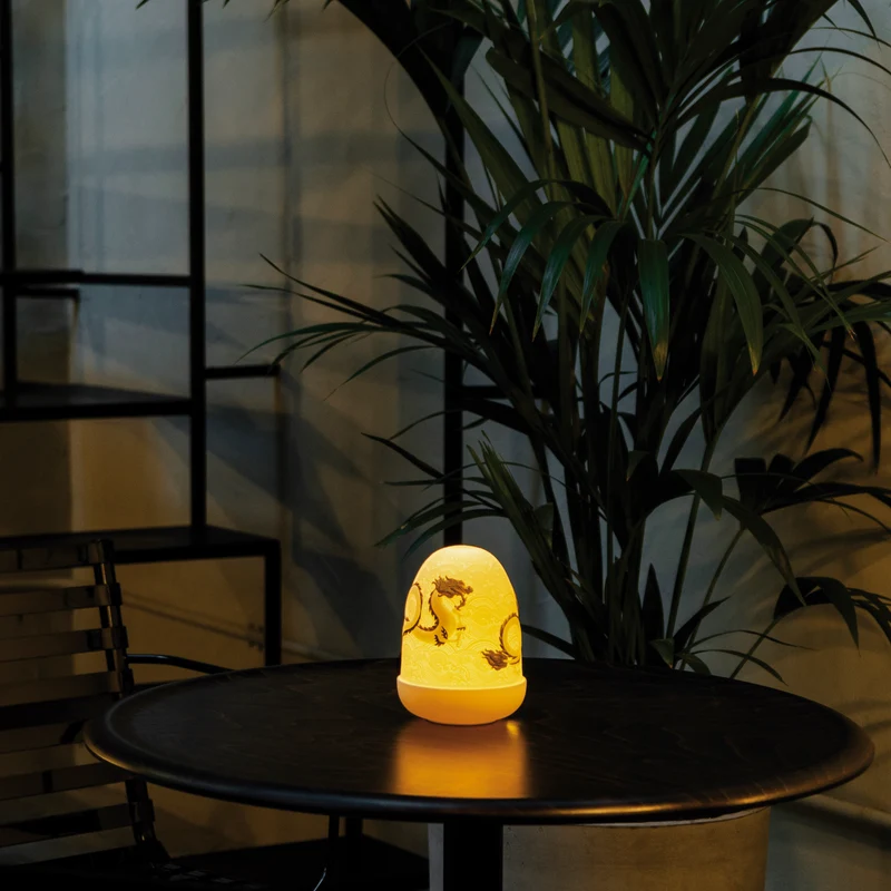 Tischlampe DRAGON DOME aus Porzellan
