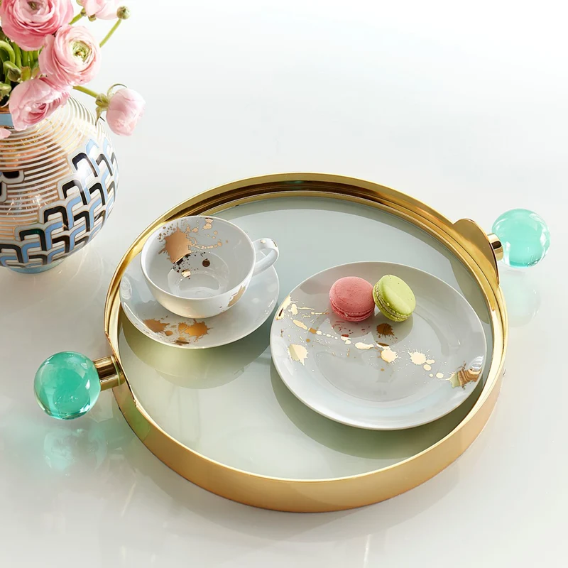 Tablett aus Messing 'GLOBO TRAY' gold/aquamarin