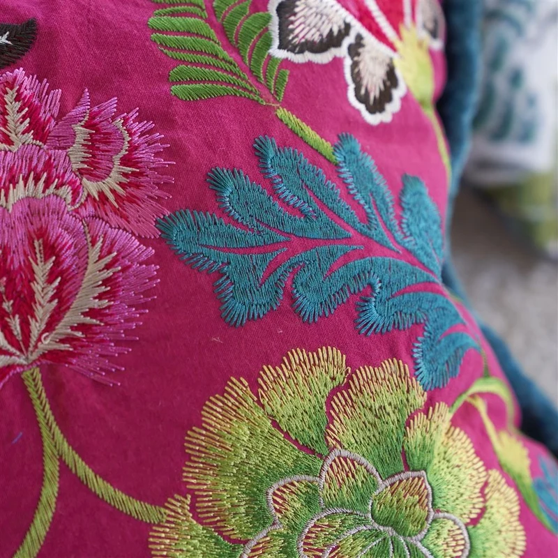 Kissen BROCART DECORATIF EMBROIDERED CERISE, 50 x 50 cm