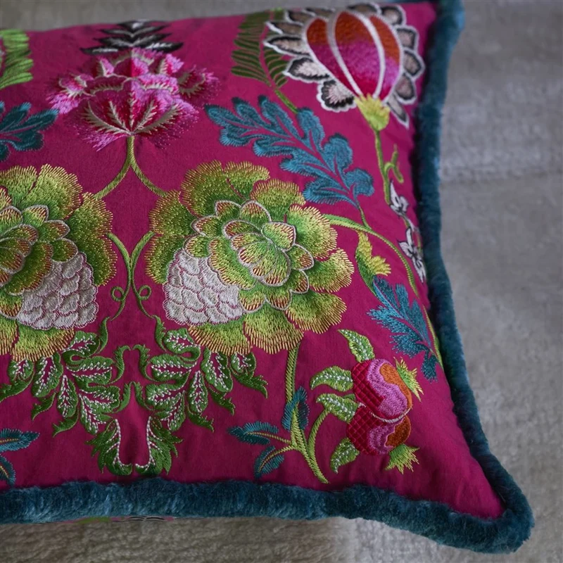 Kissen BROCART DECORATIF EMBROIDERED CERISE, 50 x 50 cm