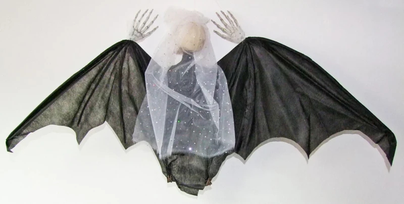 Fledermaus Braut 110 x 48 cm - Party Dekoration
