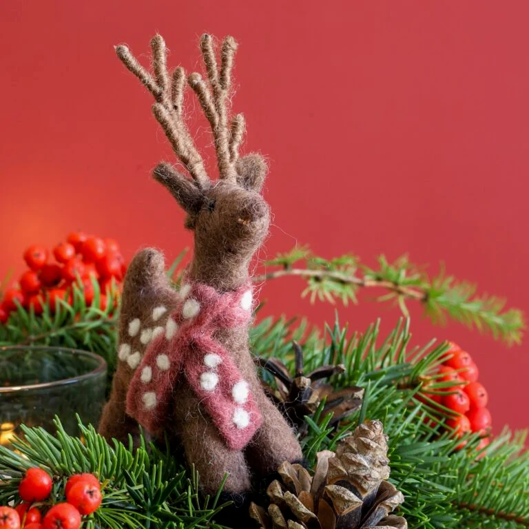 Filzanhänger MS. ELCH Anhänger ☆ aus Lammwolle ca. 13x8,5 cm Deko Figur