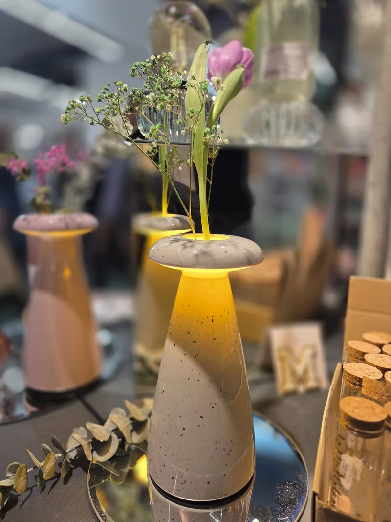 Tischleuchte NOVA 3‑in-1 ca. 21 cm Lampe, Vase, Raumduftbehälter Akku wiederaufladbar | beige gesprenkelt