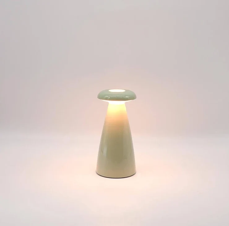 Tischleuchte NOVA 3‑in-1 ca. 21 cm Lampe, Vase, Raumduftbehälter Akku wiederaufladbar | grün