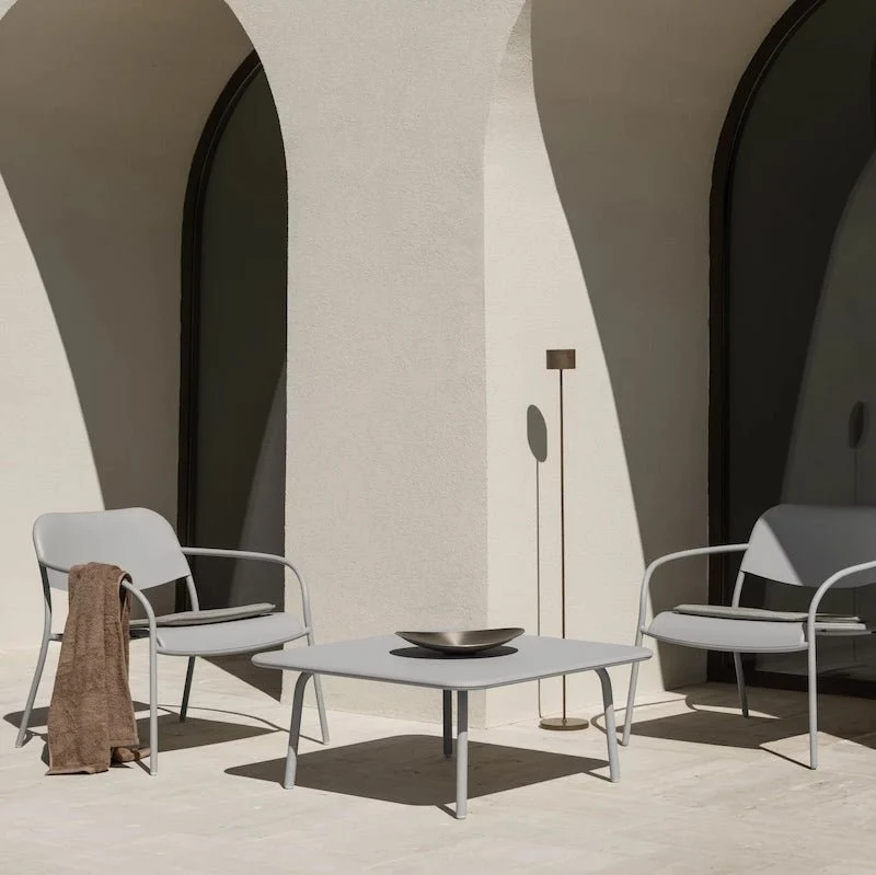 YUA Outdoor Loungetisch - blomus