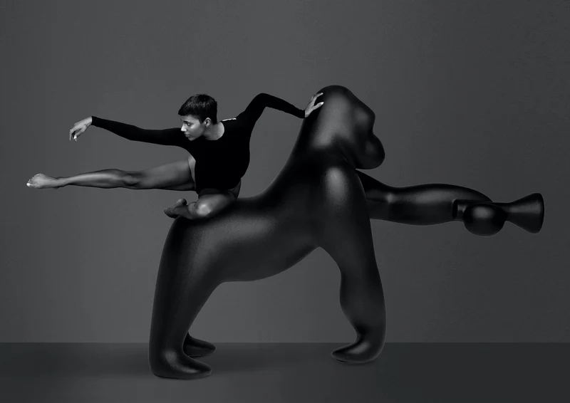 Kong Bodenleuchte/Stehleuchte Höhe 1,4 m in schwarz