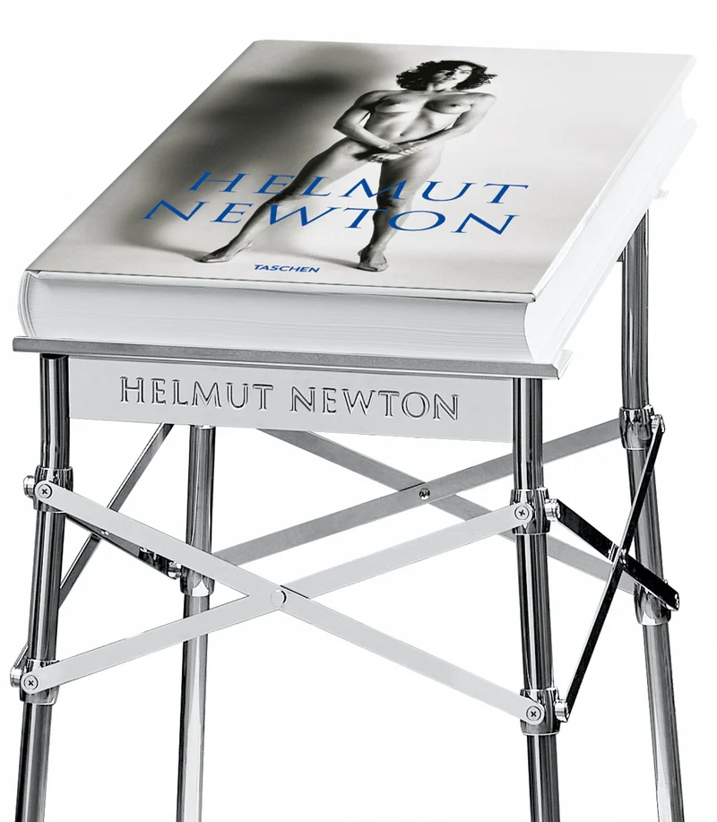 Helmut Newton. BABY SUMO mit Buchständer - limitiert