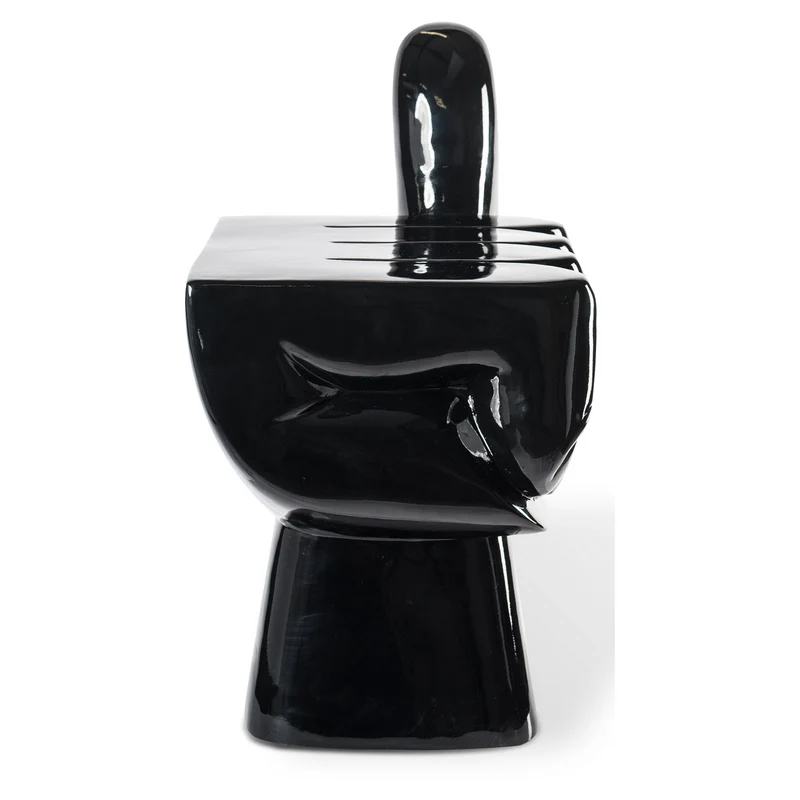Design FIST CHAIR in schwarz 54x38x67