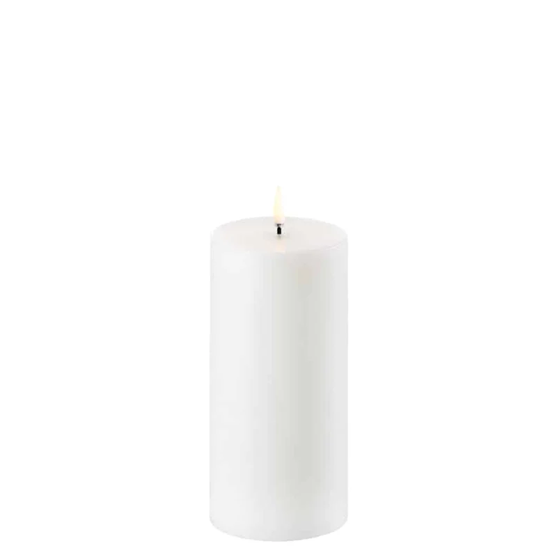 LED Echtwachs Stumpenkerze gerade Ø 7,8cm weiß - Uyuni
