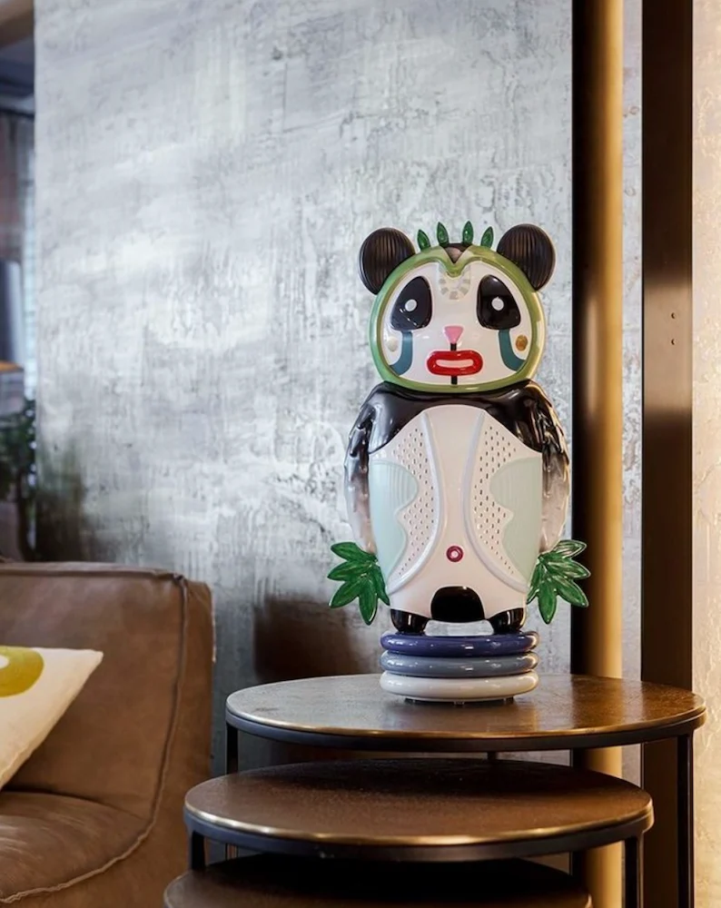 BERNARDO PANDA - Keramikskulptur von Bosa