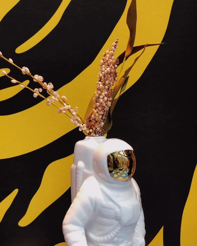 Vase 'COSMIC DINNER STARMAN' H28 cm