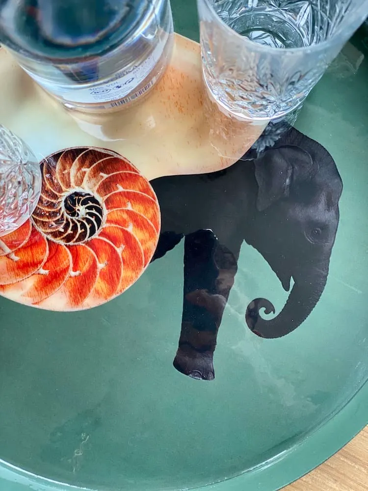 Tablett SHELLEPHANT Elefant-Muschel-Design Ø33cm