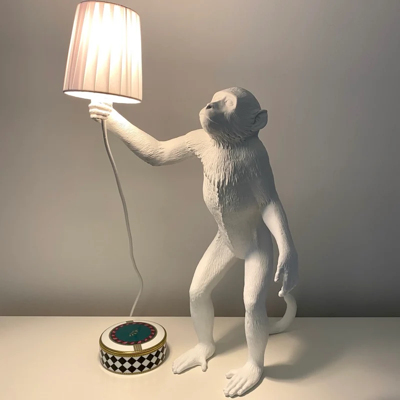 Tischlampe MONKEY stehend-weiß 46x27,5x54 cm