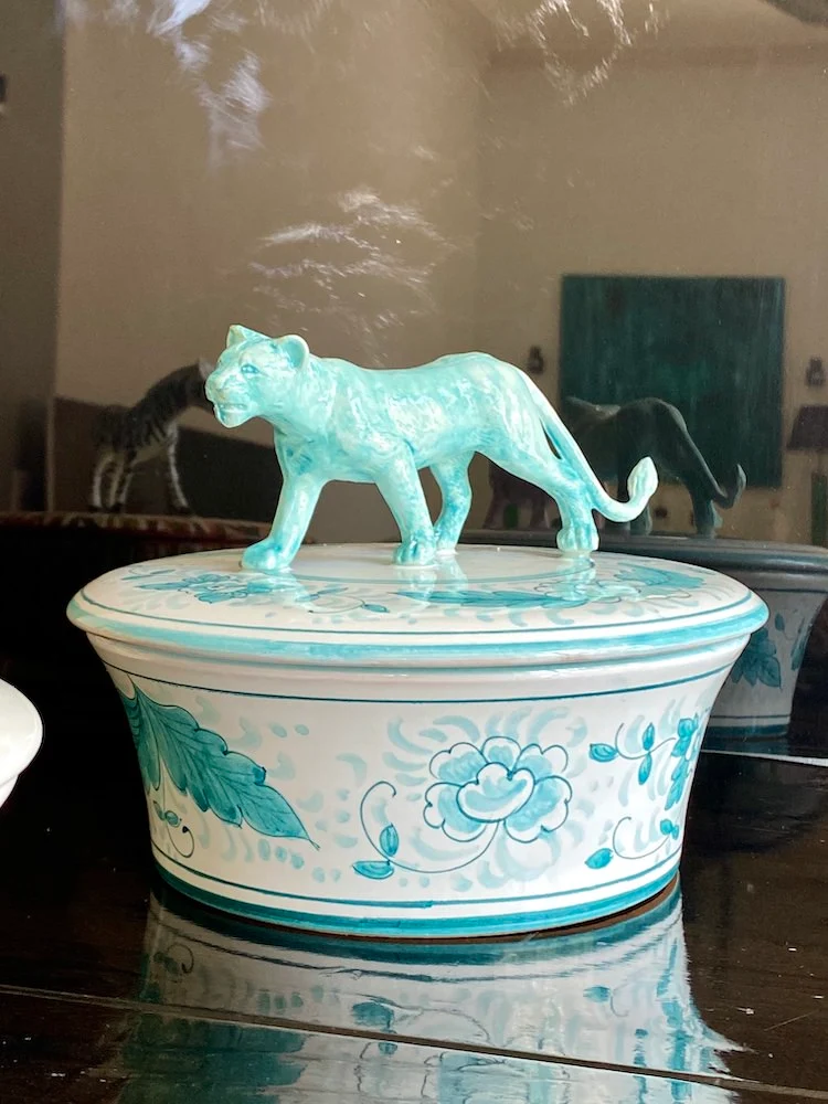Keramikdose mit Deckel 'MENAGERIE PANTHER'