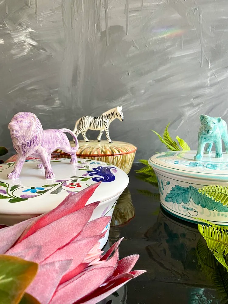 Keramikdose mit Deckel 'MENAGERIE LÖWE'