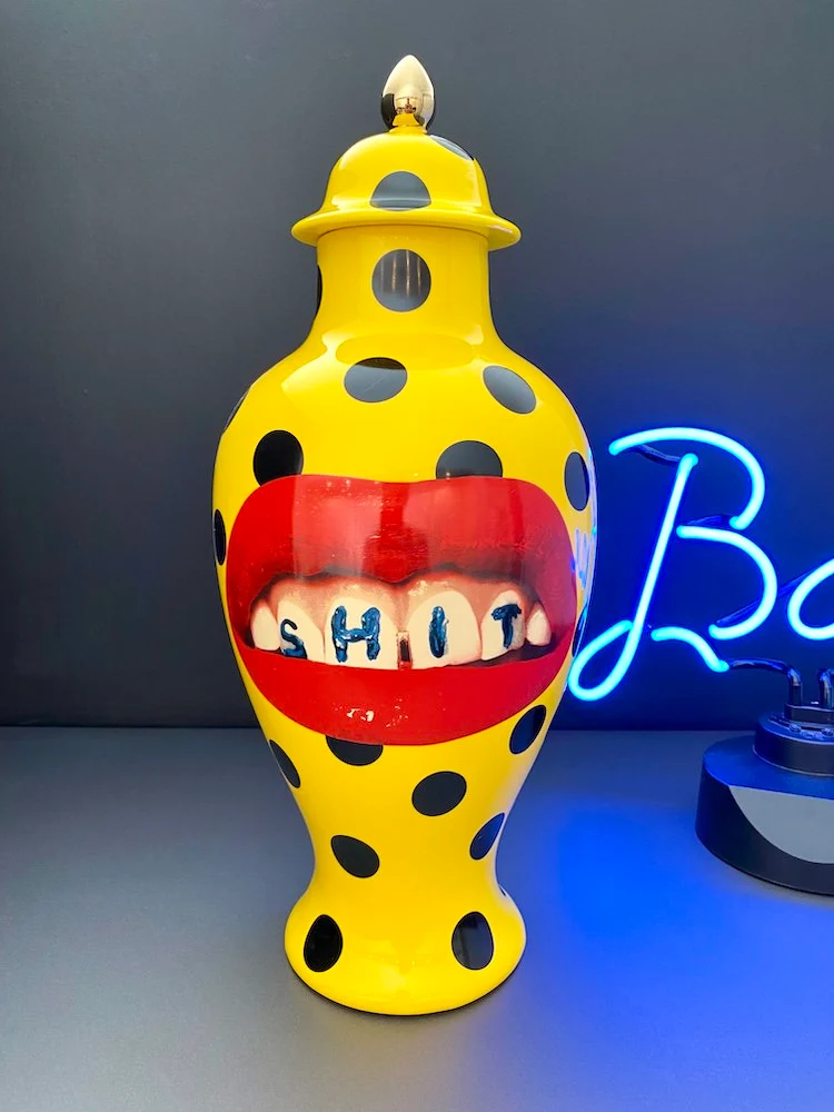 Vase mit Deckel SHIT gelb-schwarz Ø19,5x46,5 cm