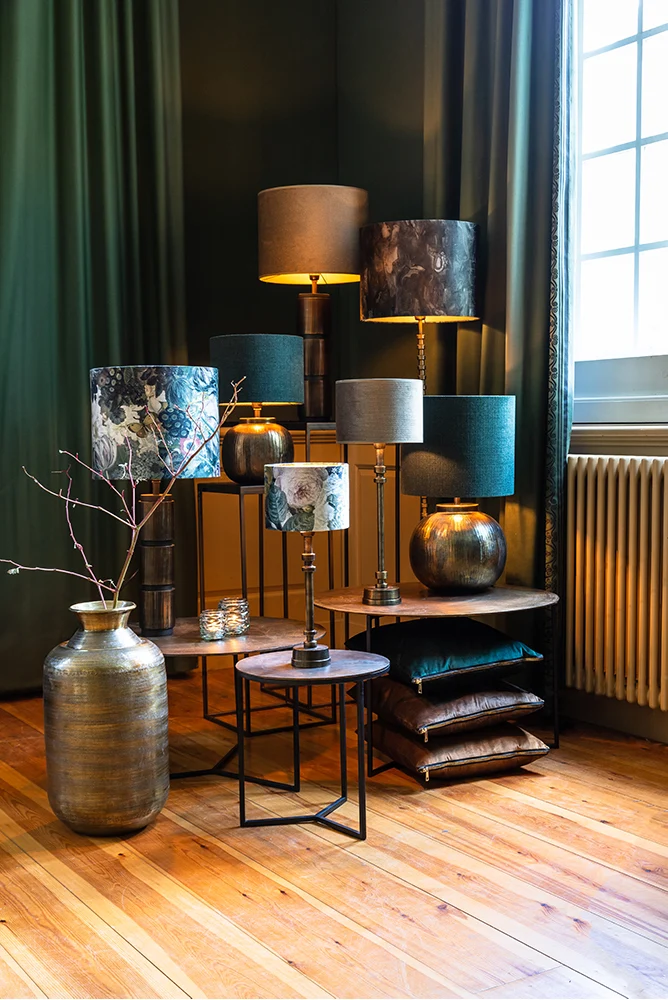 Beistelltisch Säule CHISA Holz schwarz antik Bronze