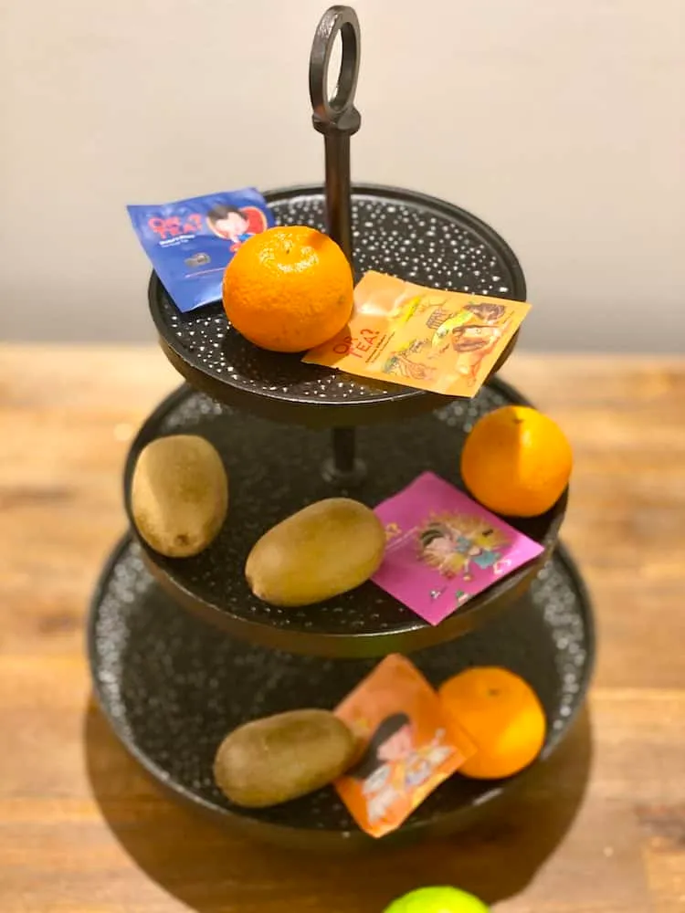 Etagere mit 3 Ebenen 'Lutek' schwarz 48 cm