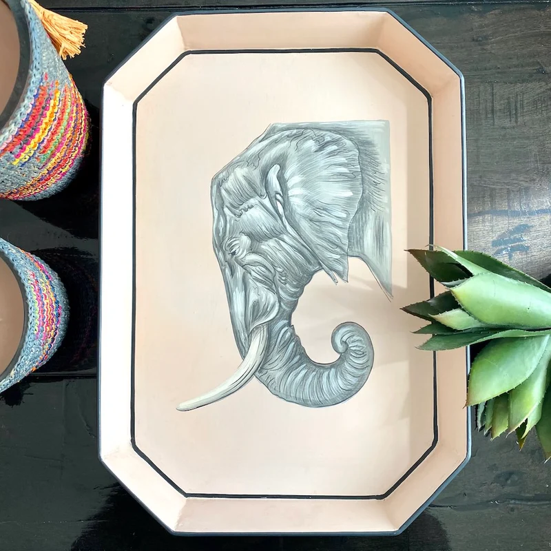 handbemaltes Tablett 'ELEFANT' aus Eisen in creme - 43x30cm