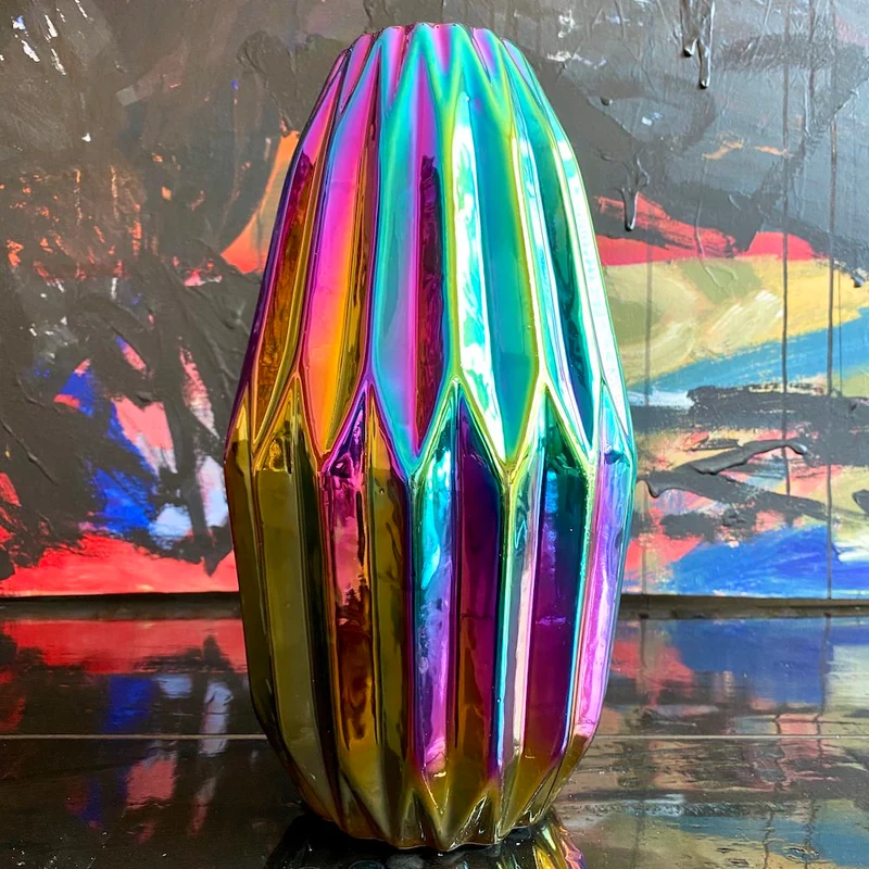 Vase 'OILY FOLDS' M-Faltenvase Ø17 x H33 cm