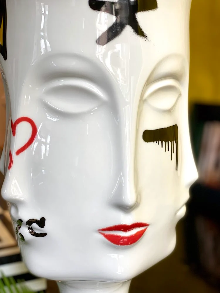 Vase MUSE DORA in weiß