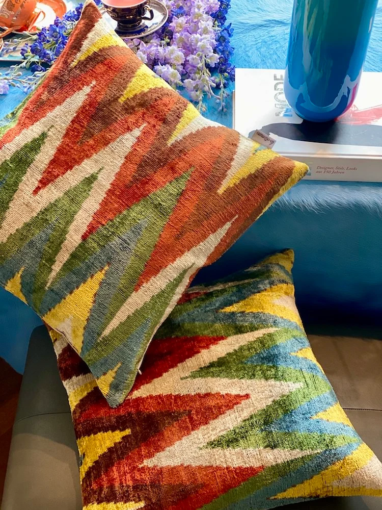 Samtkissen 'IKAT' - bunt-mix 50x50 cm