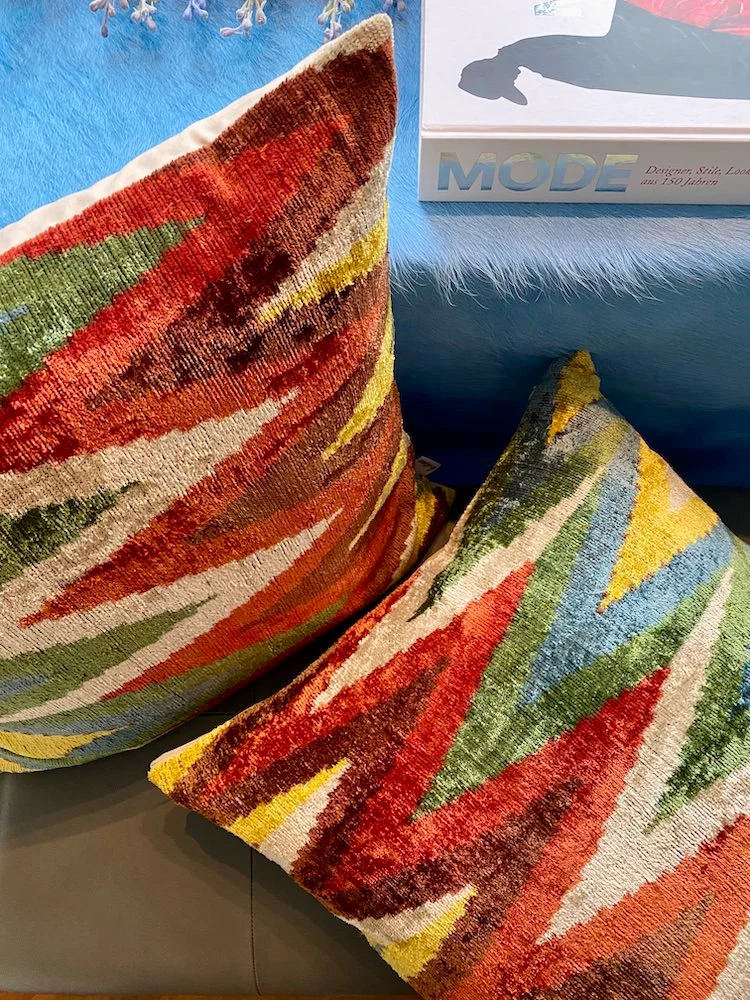 Samtkissen 'IKAT' - bunt-mix 50x50 cm