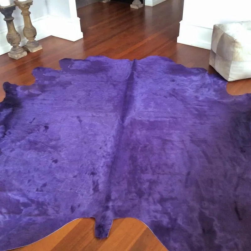 Kuhfell Teppich in Lila