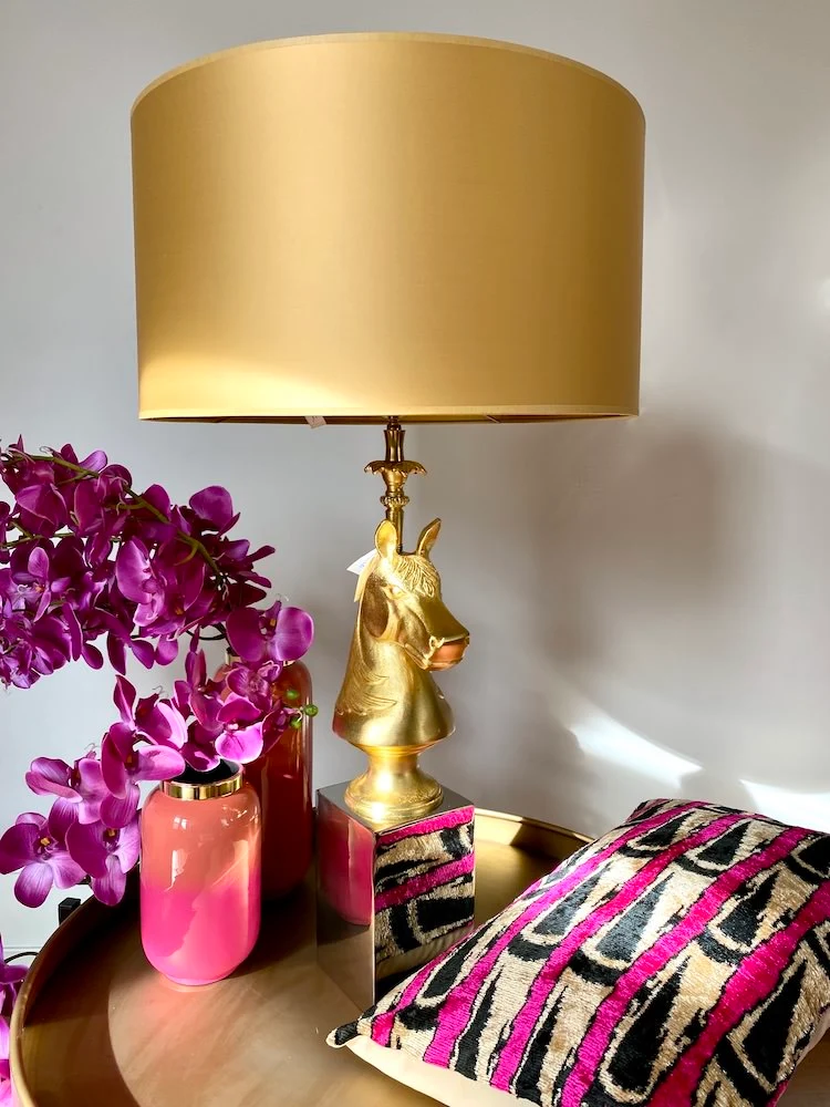 Tischlampe 'CAPRILLI' Satin goldenes Pferd 90 cm