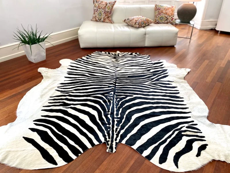 Kuhfell Teppich ZEBRA-Design naturel