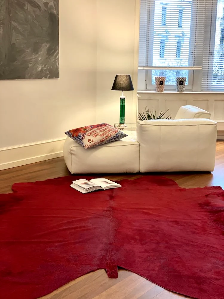 Kuhfell Teppich in Rot