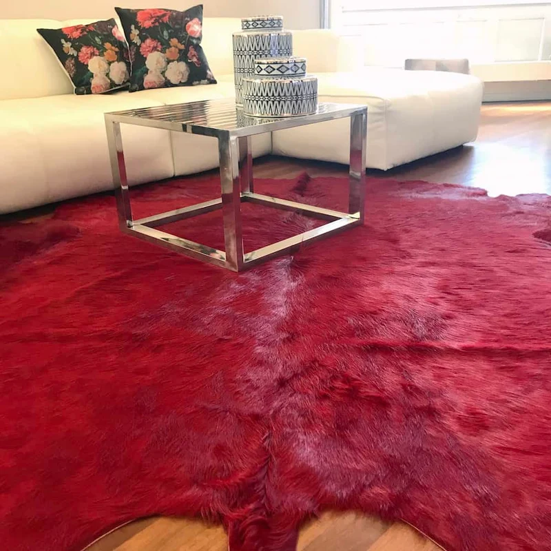Kuhfell Teppich in Rot
