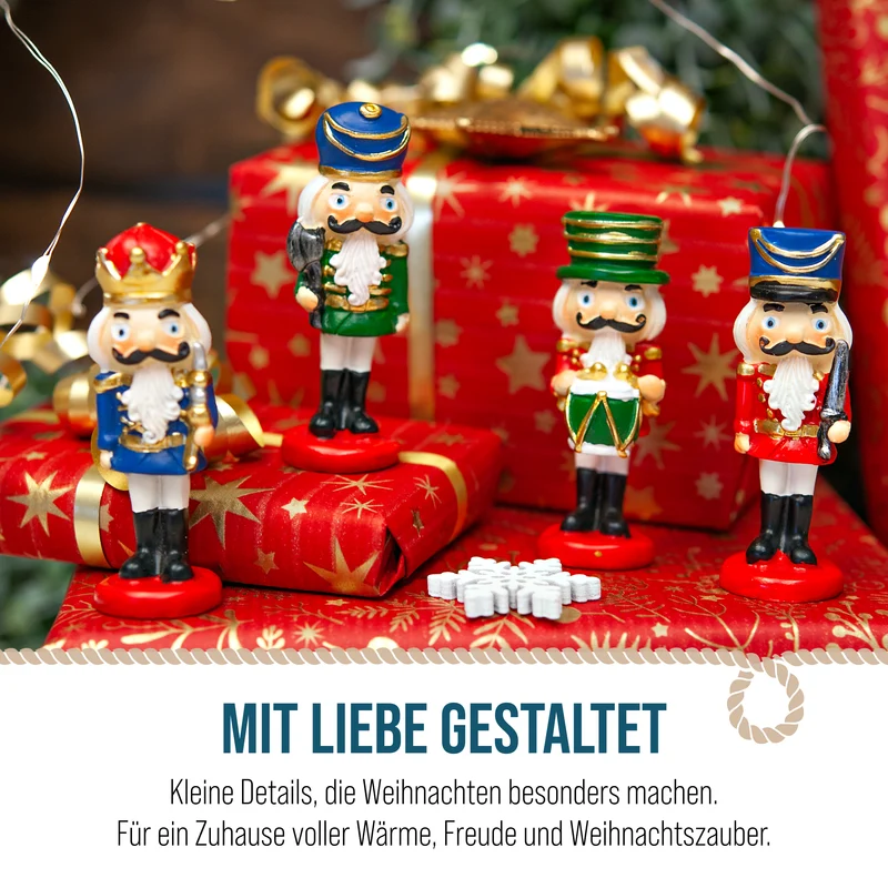 Nussknacker Figuren 4er Set – Poly, 6,5 cm auf rotem Sockel