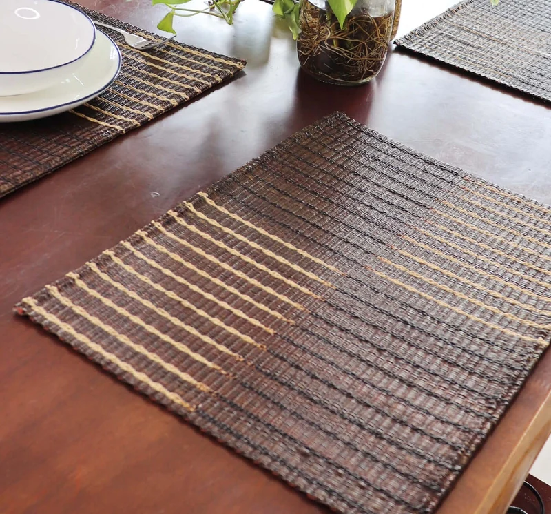 Lalawee - Handwoven Sedge Placemat