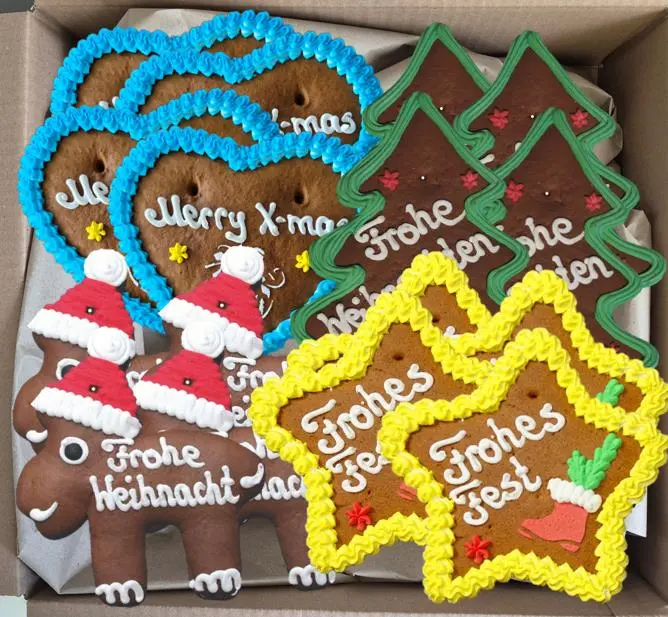 Lebkuchenfiguren Mischkarton Weihnachten 16 Stück