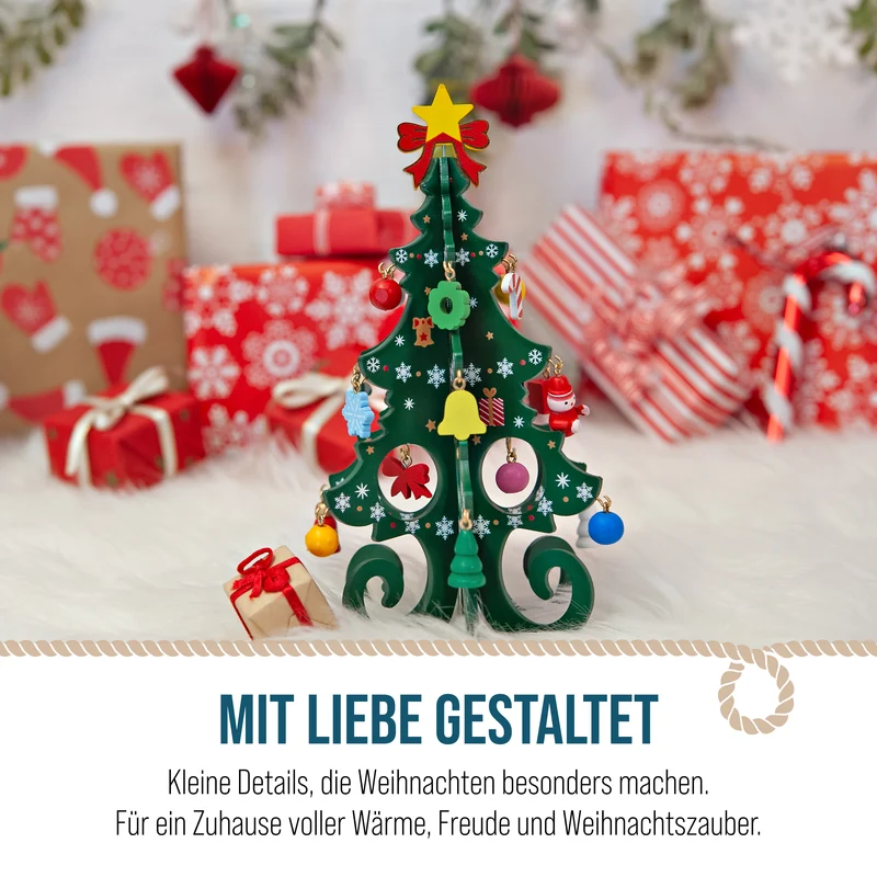 Weihnachtsbaum aus Holz, gruen mit Anhaengern, 19 x 14 cm
