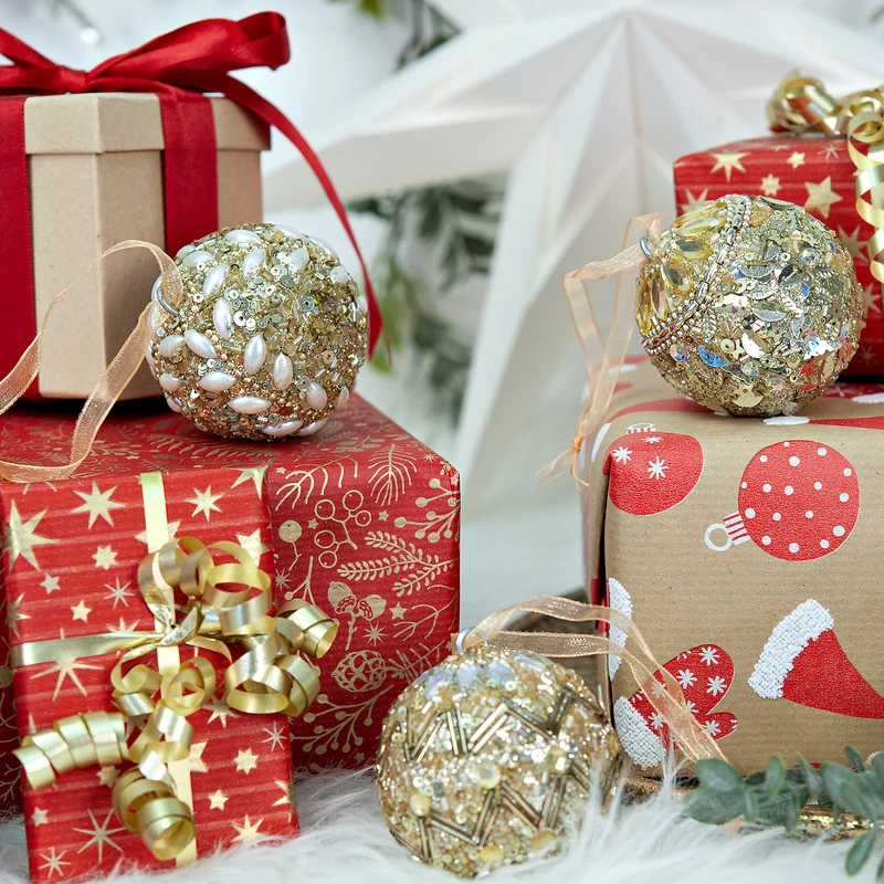 Weihnachtskugeln 3er Set in Gold und Creme – 6 cm mit Pailletten und Perlen