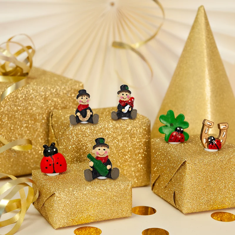 12er Set Streudeko Silvester Glückssymbole ca. 2 bis 3 cm