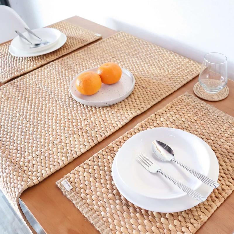 KAN TI CHA Table Runner – Timeless Style for Every Table