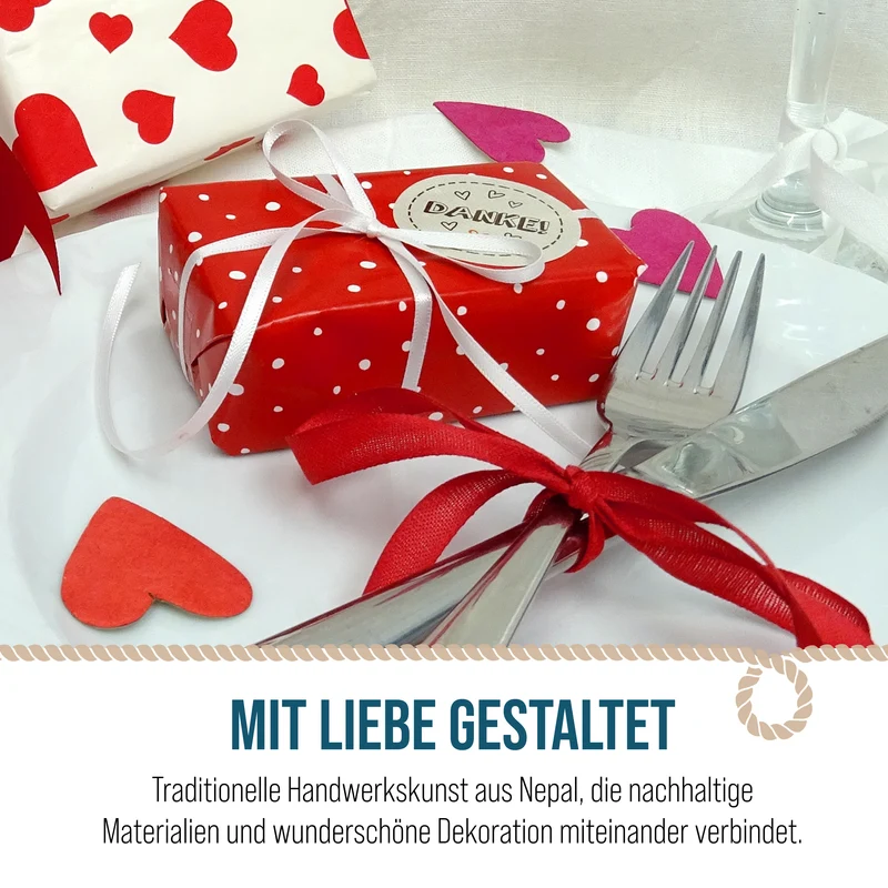Herz-Konfetti Rot Magenta aus Lokta-Naturpapier ca. 3x4 cm, biologisch abbaubar