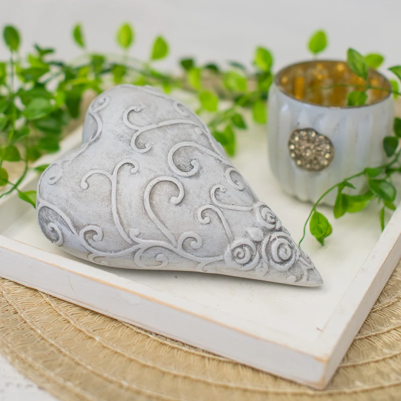 Grabherz mit Verzierungen Antik Grau Polyresin ca. 16 cm Grabdeko Deko-Herz