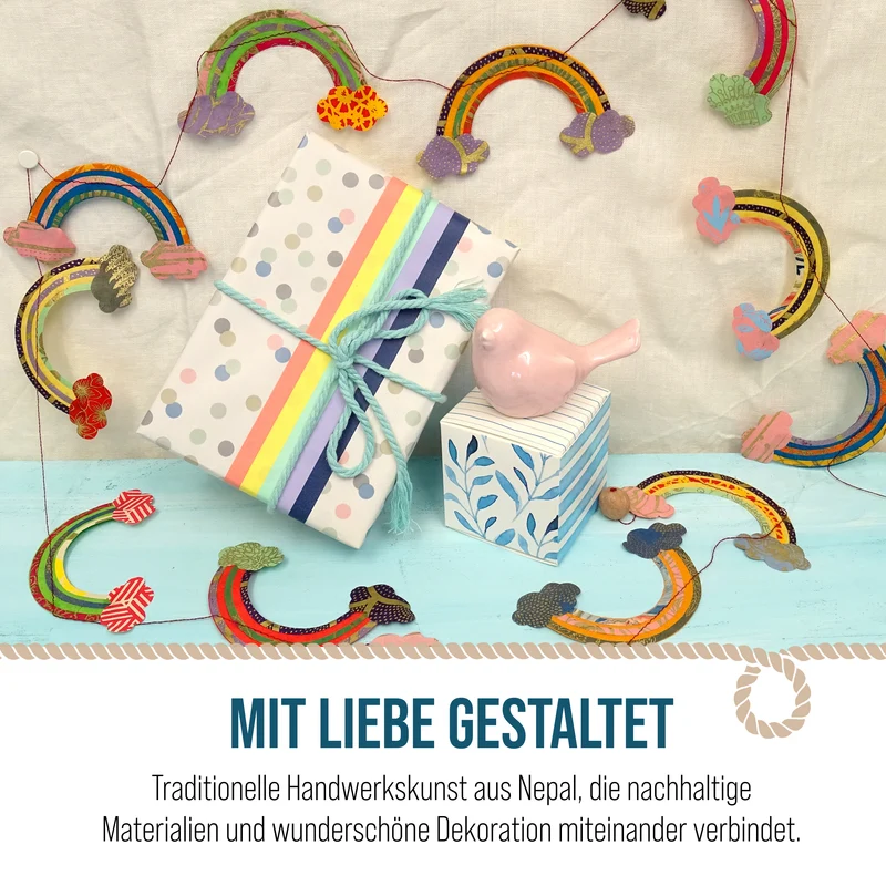 Girlande Regenbogen aus Naturpapier und Filz 183 cm handgefertigt in Nepal