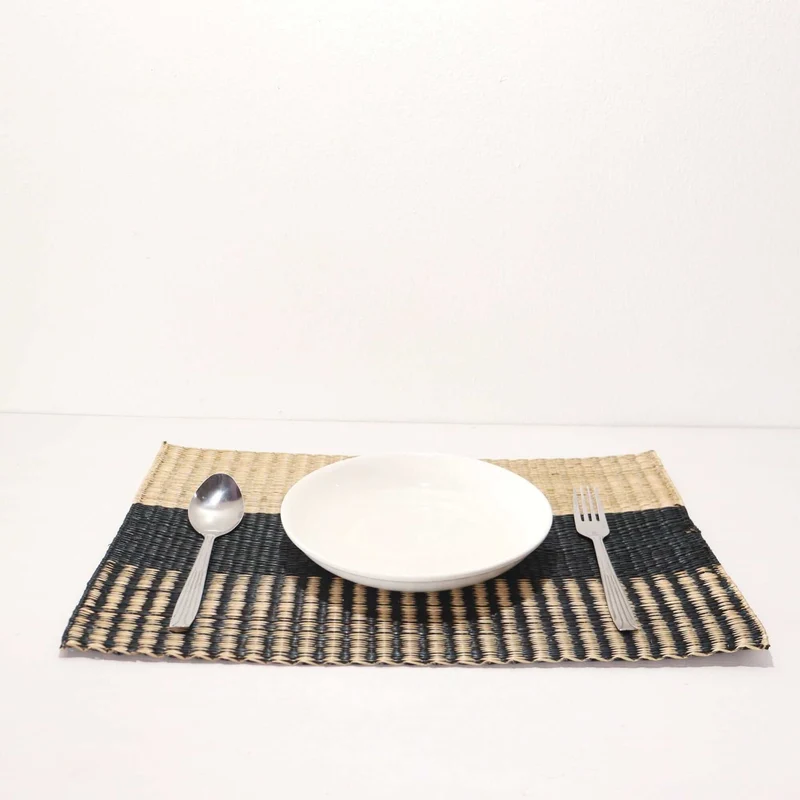 WI RA KAN - Woven Boho Placemats