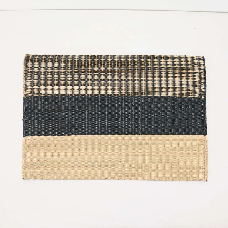 WI RA KAN - Woven Boho Placemats