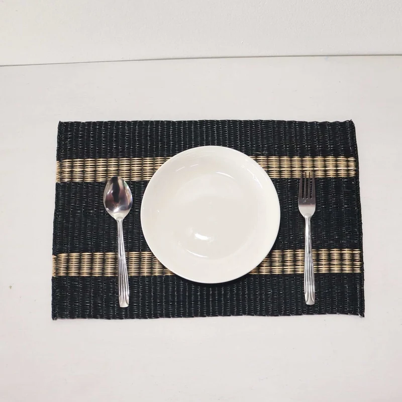 RUN CHI TA - Woven Boho Placemats (Sedges)