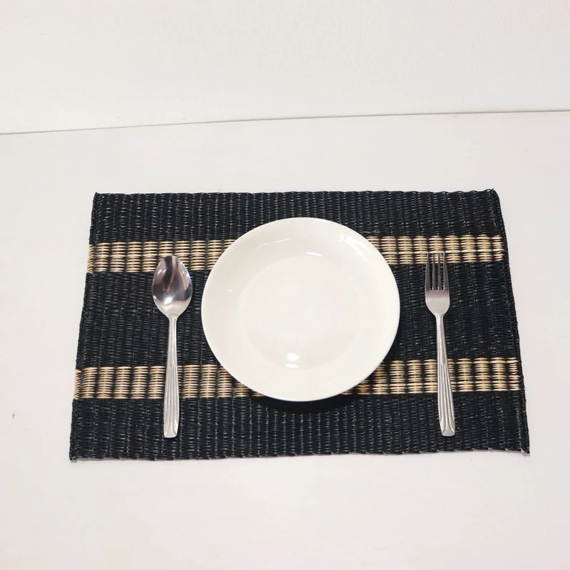 RUN CHI TA - Woven Boho Placemats (Sedges)