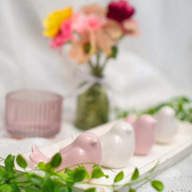 Deko-Vögel aus Keramik 4er-Set sortiert in Weiß & Rosa