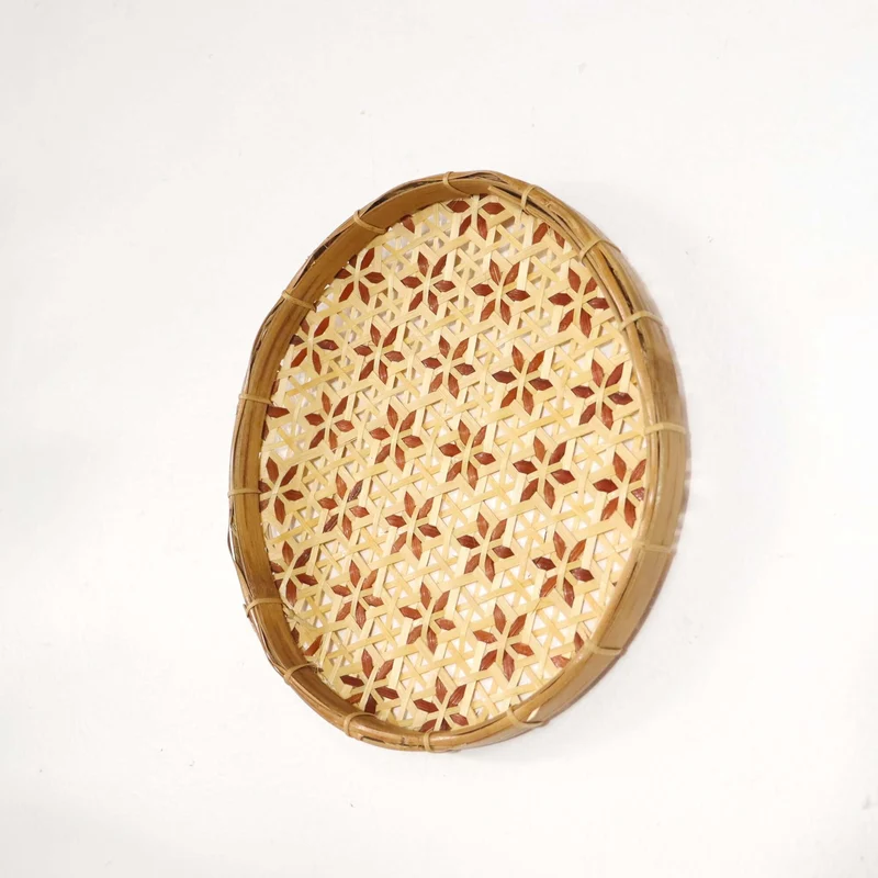 Natural & Red-Brown Bamboo Wall Plate Decor — Boho Handwoven Star-Pattern Wicker Wall Art, 8 in